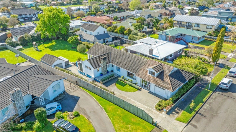 35 Lincoln Terrace, Hokowhitu, Palmerston North - Carousel 2