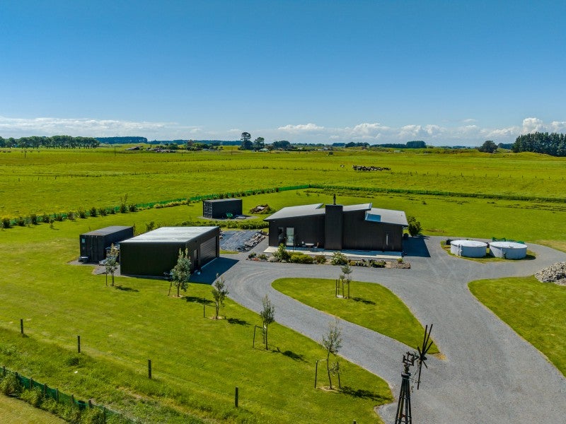 858D Rangiotu Road, Rangiotu, Palmerston North - Carousel 1