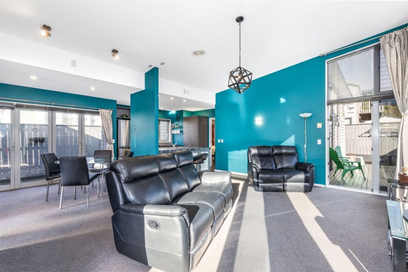 50 Main Road, Wainuiomata, Lower Hutt - Carousel 2
