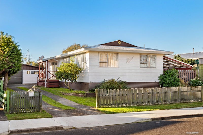 6 Sheila Place, Dinsdale, Hamilton - Carousel 1