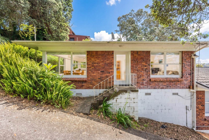 1/27 Glencoe Road, Browns Bay, Auckland - Carousel 2