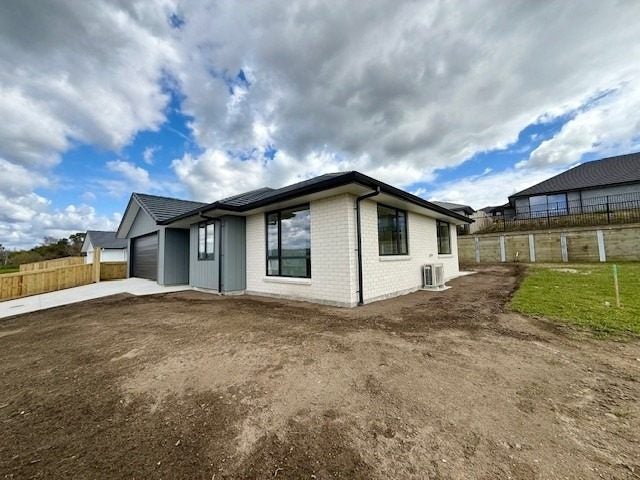 5 Snapper Crescent, OMOKOROA - Carousel 2