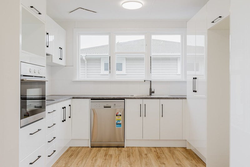 60 Ellesmere Crescent, Highbury, Palmerston North - Carousel 1