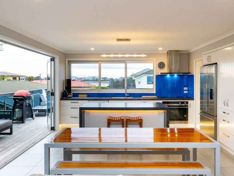 48A Charles Street, Westshore, Napier - Carousel 2