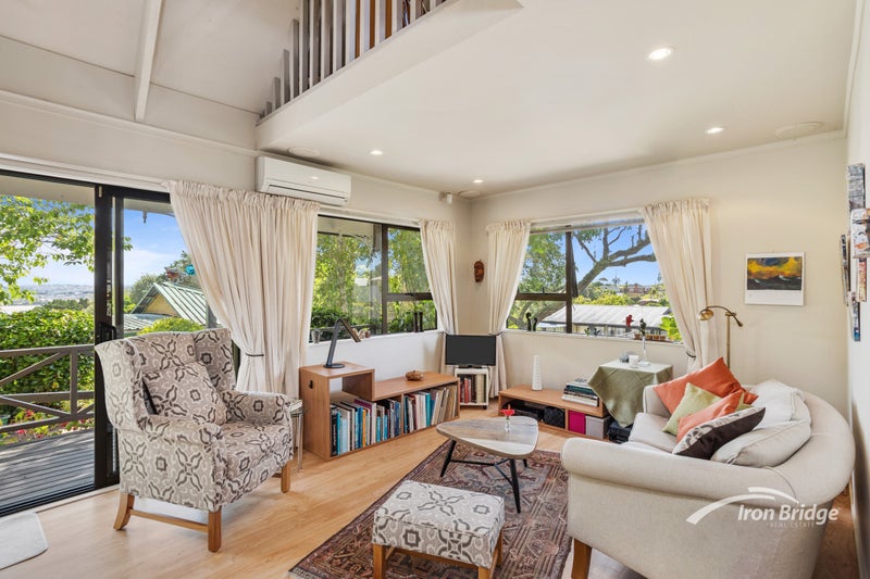 18 Telstar Place, Beach Haven, Auckland - Carousel 2