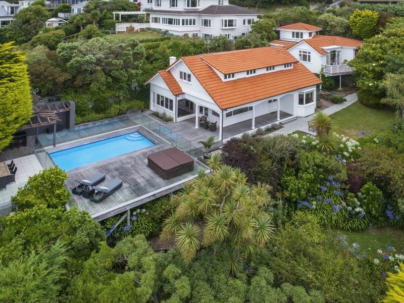 17 Beere Haven Road, Seatoun, Wellington - Carousel 1