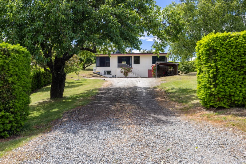 57 Matai Road, Wanaka - Carousel 1