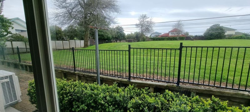 2/5 Belgate Place, Somerville, Manukau - Carousel 17