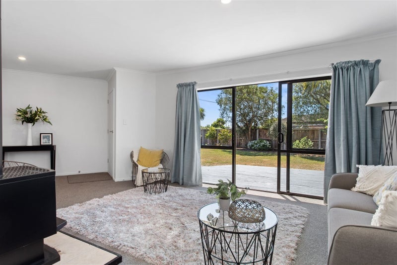 29 Inwoods Road, Parklands, Christchurch - Carousel 2