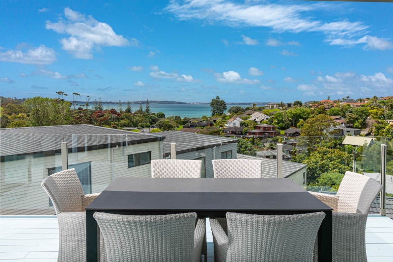 1007A Beach Road, Torbay, Auckland - Carousel 50