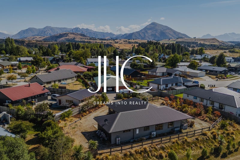 21 Frye Crescent, Albert Town, Wanaka - Carousel 1