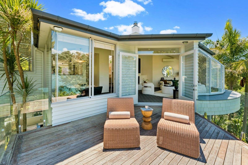 1/8 Maunganui Road, Birkenhead, Auckland - Carousel 2