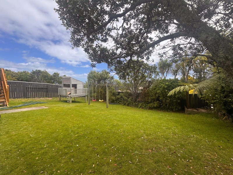 7 Wisteria Grove, Maungaraki, Lower Hutt - Carousel 22