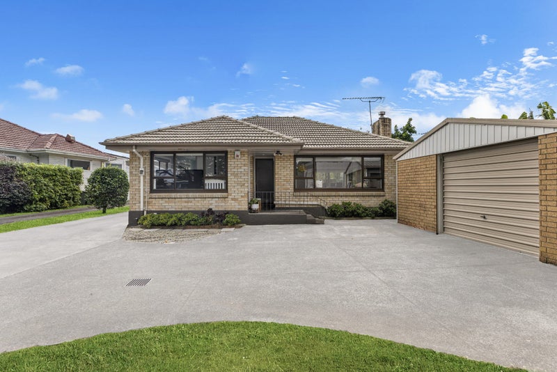 89 Beach Road, Pahurehure, Papakura - Carousel 1