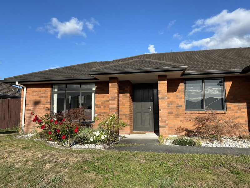 24 Te Manatu Drive, Huntington, Hamilton - Carousel 1