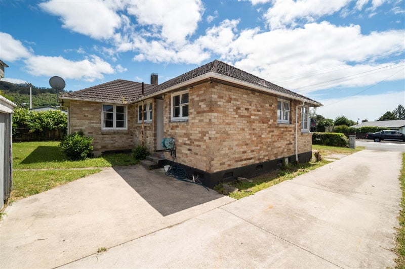 12 Brookland Road, Western Heights, Rotorua - Carousel 2