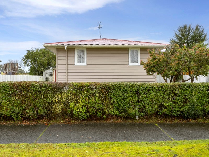 47 Hinerangi Street, Turangi - Carousel 20