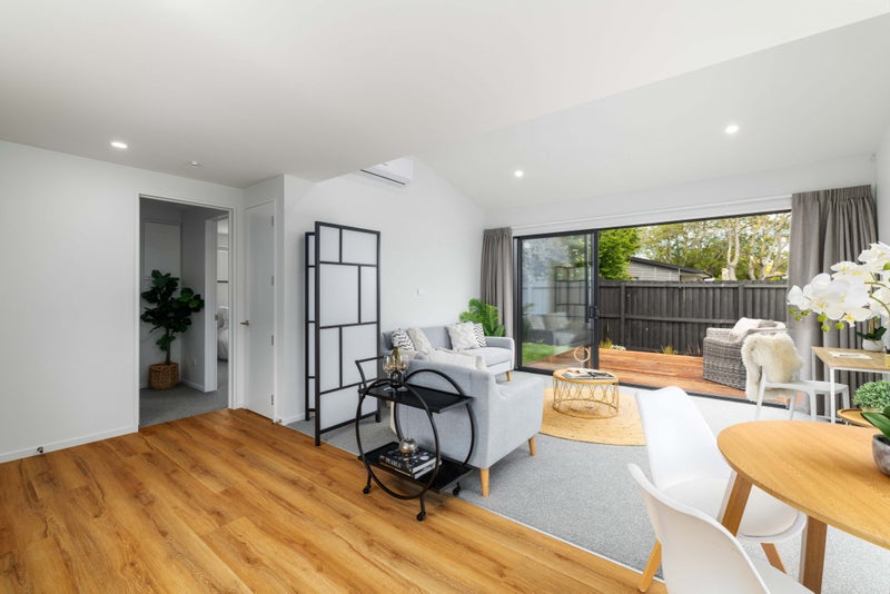 2/152 Woodham Road, Linwood, Christchurch - Carousel 1