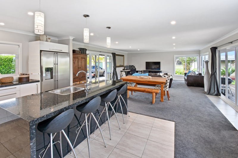 182 Clarks Beach Road, Pukekohe - Carousel 1