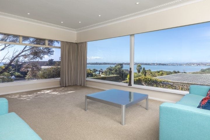 24 Vanessa Crescent, Glendowie, Auckland - Carousel 2