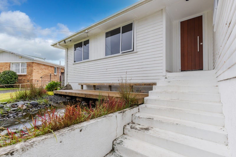 84 Ranui Street, Dinsdale, Hamilton - Carousel 2