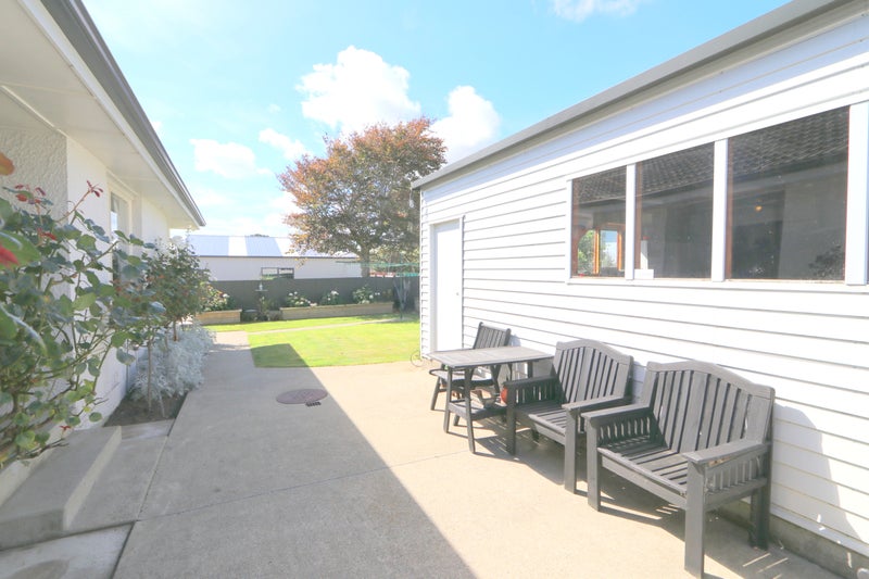 10 John Street, Strathern, Invercargill - Carousel 2