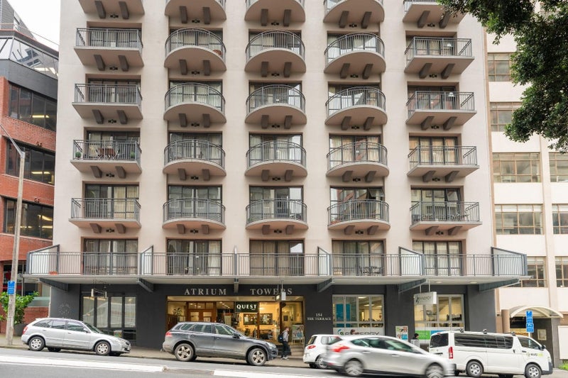 5E/154 The Terrace, Wellington Central, Wellington - Carousel 1