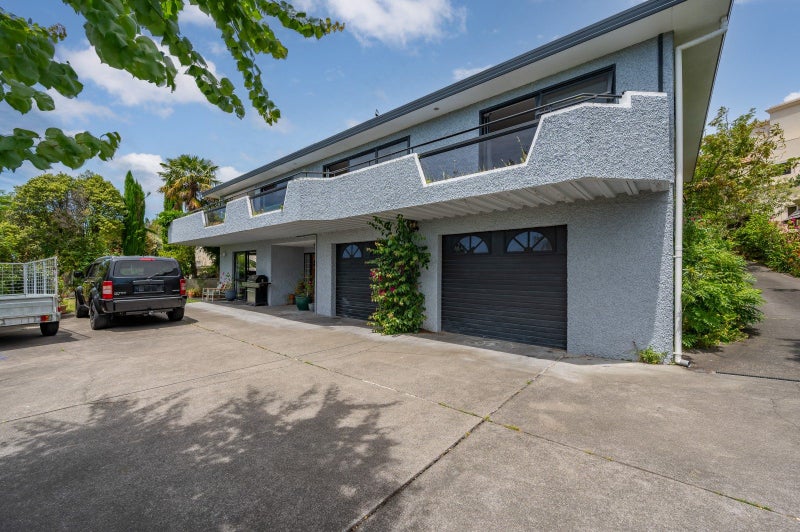 9 Poaka Place, Taradale, Napier - Carousel 2