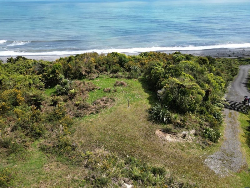 332A North Beach Road, Point Elizabeth, Greymouth - Carousel 2