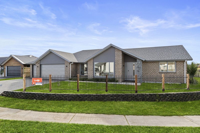 2 Sydney Place, Flagstaff, Hamilton - Carousel 23