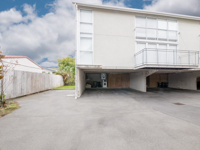 7/1 Wiggins Street, Sumner, Christchurch - Carousel 11