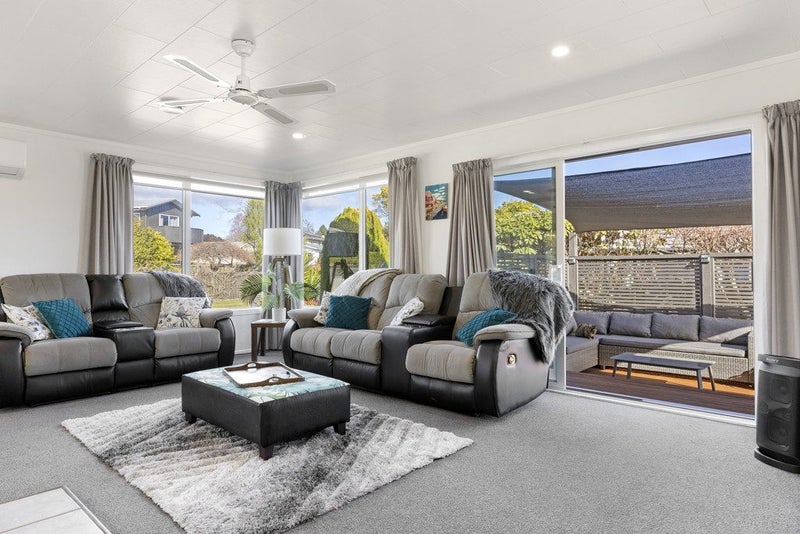 19 Holland Grove, Richmond Heights, Taupo - Carousel 2