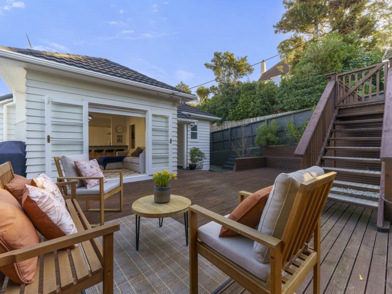 23A Ravi Street, Khandallah, Wellington - Carousel 1