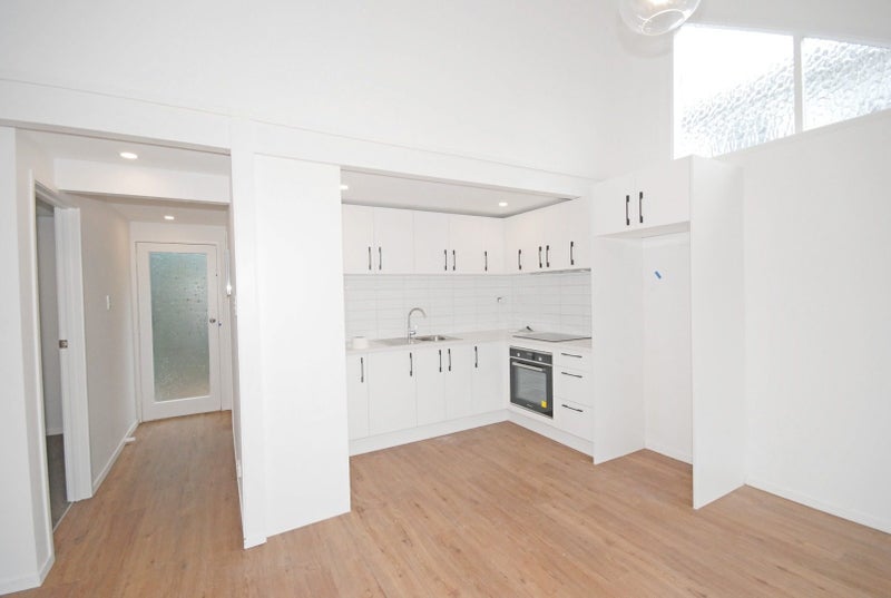 41B Turama Road, Royal Oak, Auckland - Carousel 2