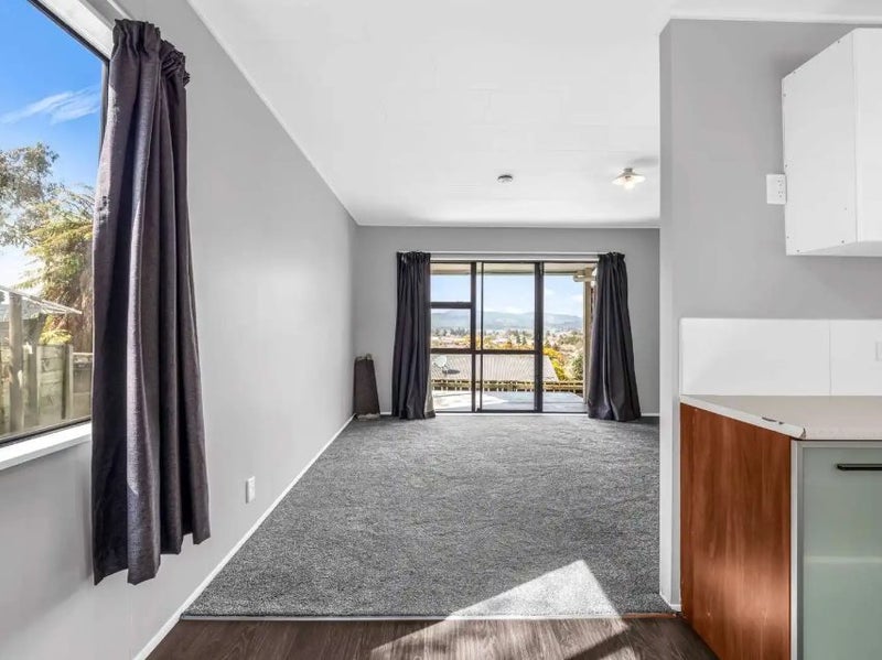 85E Gordon Road, Western Heights, Rotorua - Carousel 16