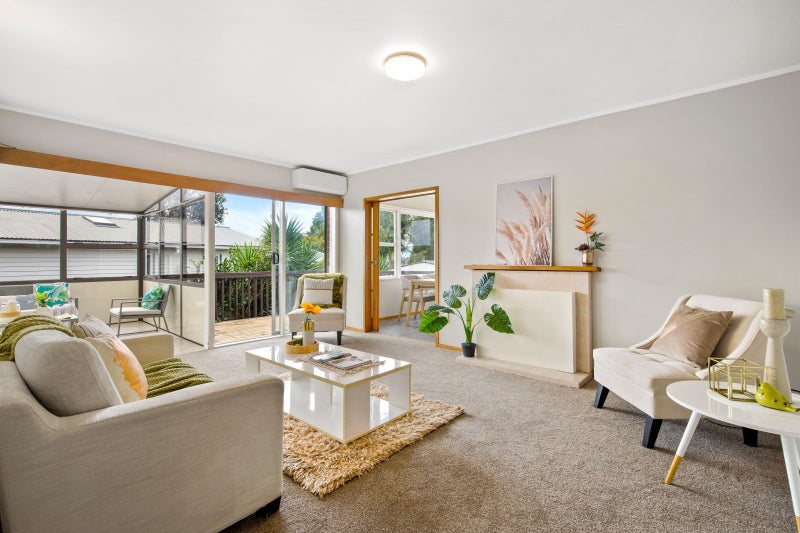 21 Bodi Place, Te Atatu South, Auckland - Carousel 2