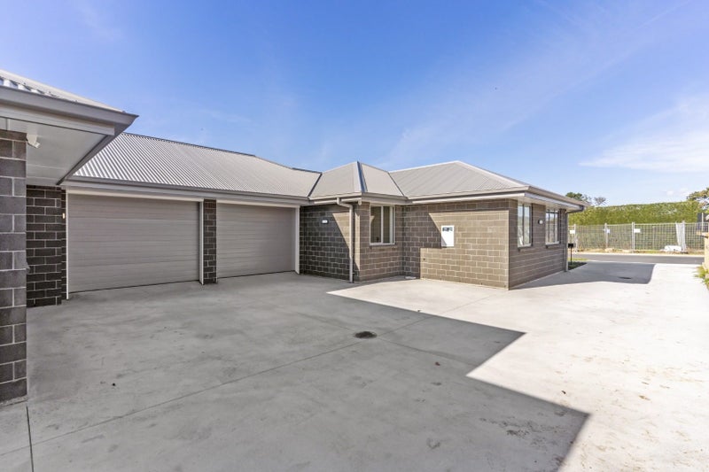 7 Sam Heywood Place, Pyes Pa, Tauranga - Carousel 12