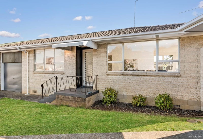 2/25 Riverview Road, Panmure, Auckland - Carousel 2