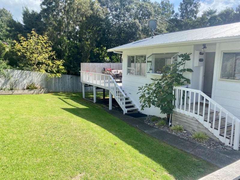 9A Cedar Terrace, Stanmore Bay, Whangaparaoa - Carousel 2