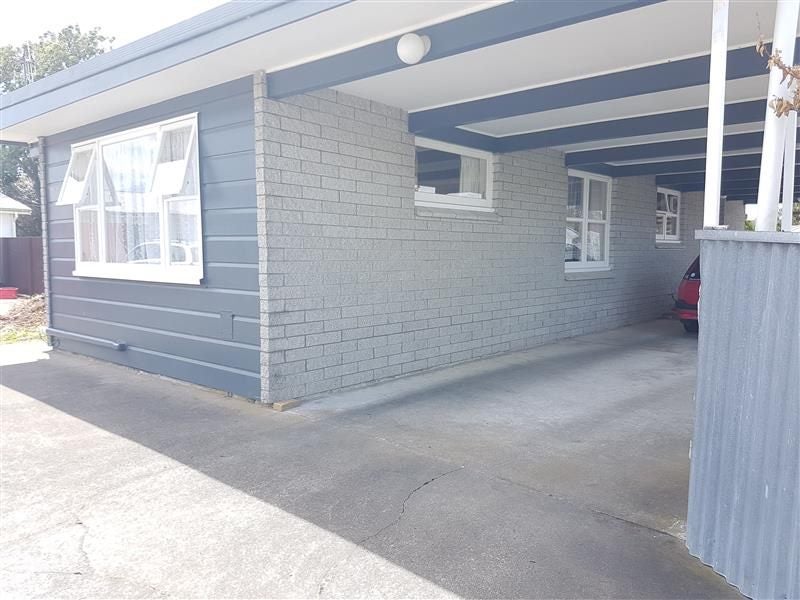 8 Ajax Place, Highbury, Palmerston North - Carousel 1
