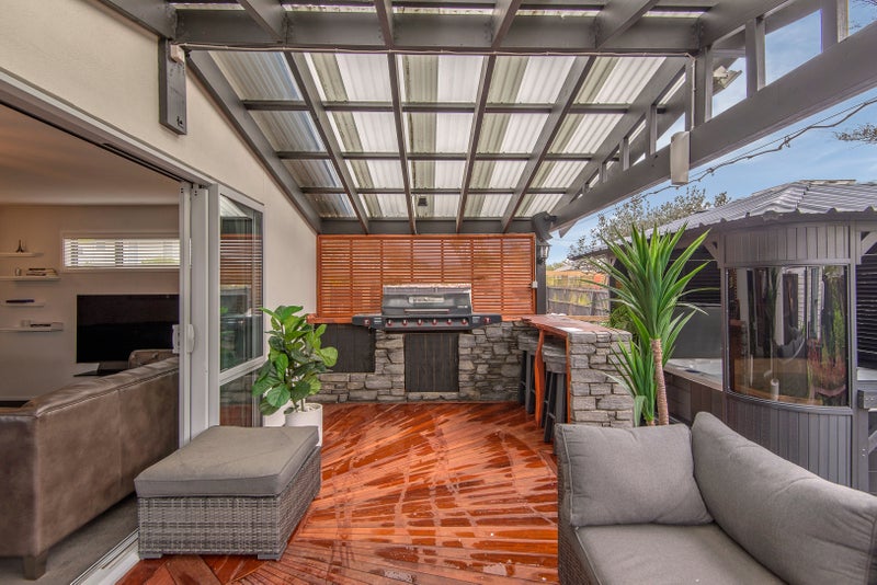 161 Mays Road, St Albans, Christchurch - Carousel 2