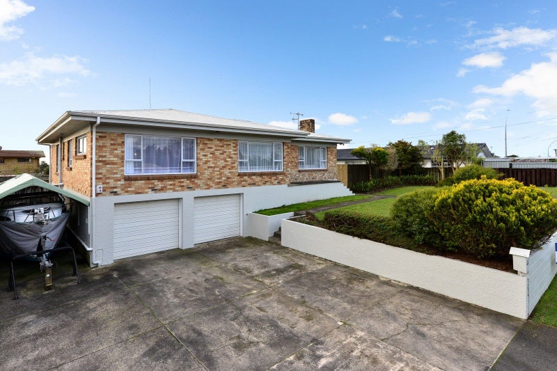 108 Ellicott Road, Nawton, Hamilton - Carousel 1