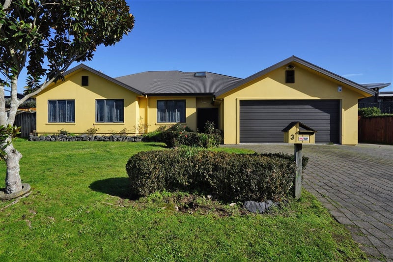 3 Iain Court, Rototuna, Hamilton - Carousel 1