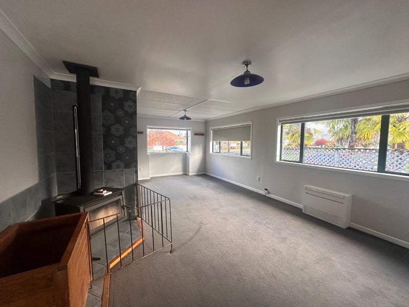11 Cross Street, Taumarunui - Carousel 2