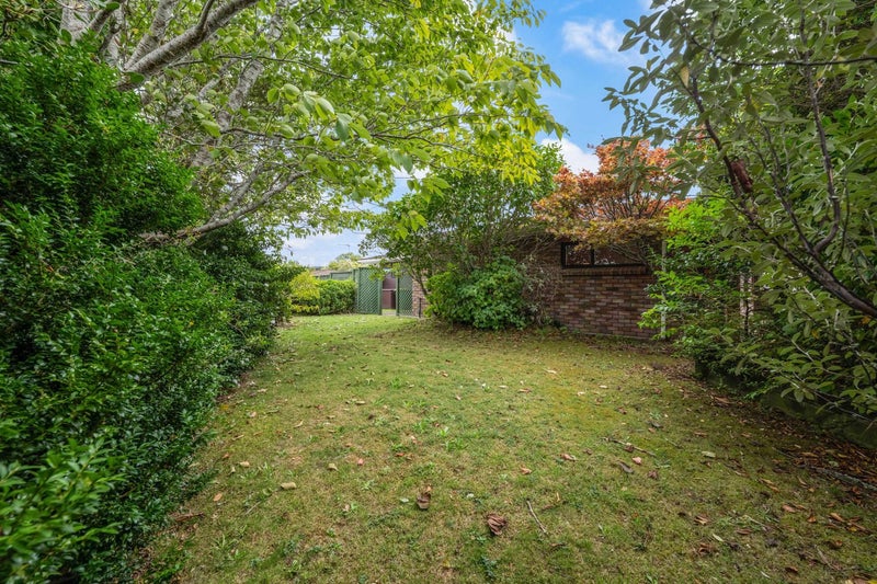 4 Ruskin Place, Westown, New Plymouth - Carousel 14