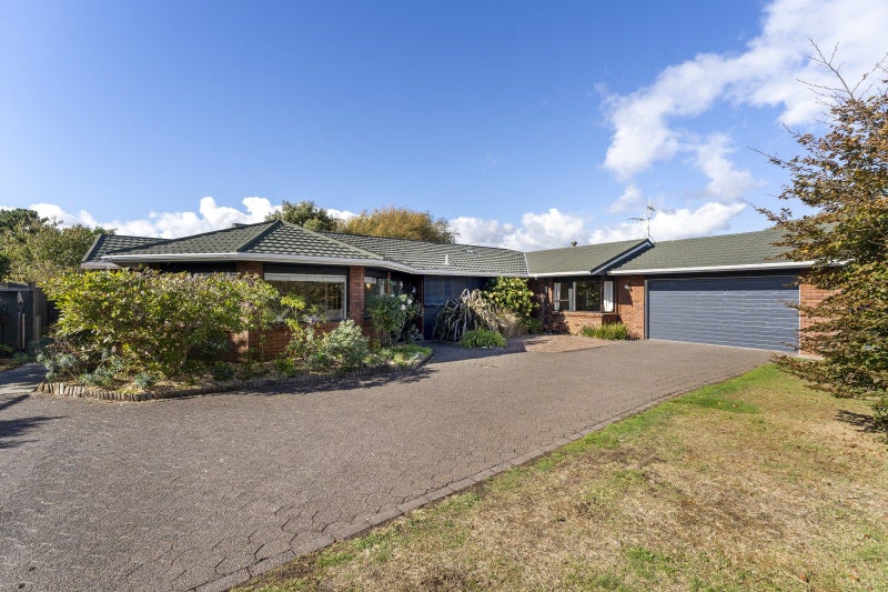 6 Pinewood Grove, Paraparaumu Beach, Paraparaumu - Carousel 1