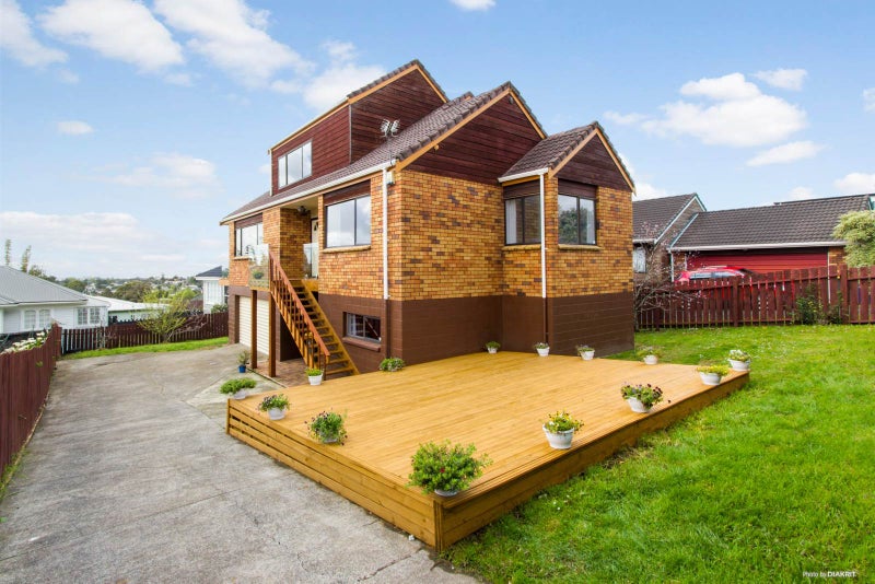 4231 Great North Road, Glendene, Auckland - Carousel 1