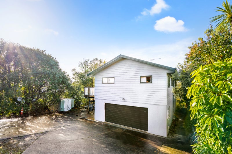 72 Waiora Road, Stanmore Bay, Whangaparaoa - Carousel 2