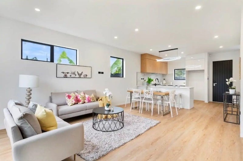 6/48 Allen Street, Māngere East, Auckland - Carousel 2