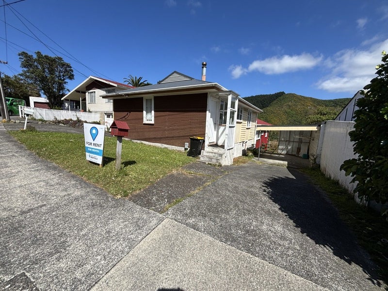 60A Montreal Grove, Kingston, Wellington - Carousel 1
